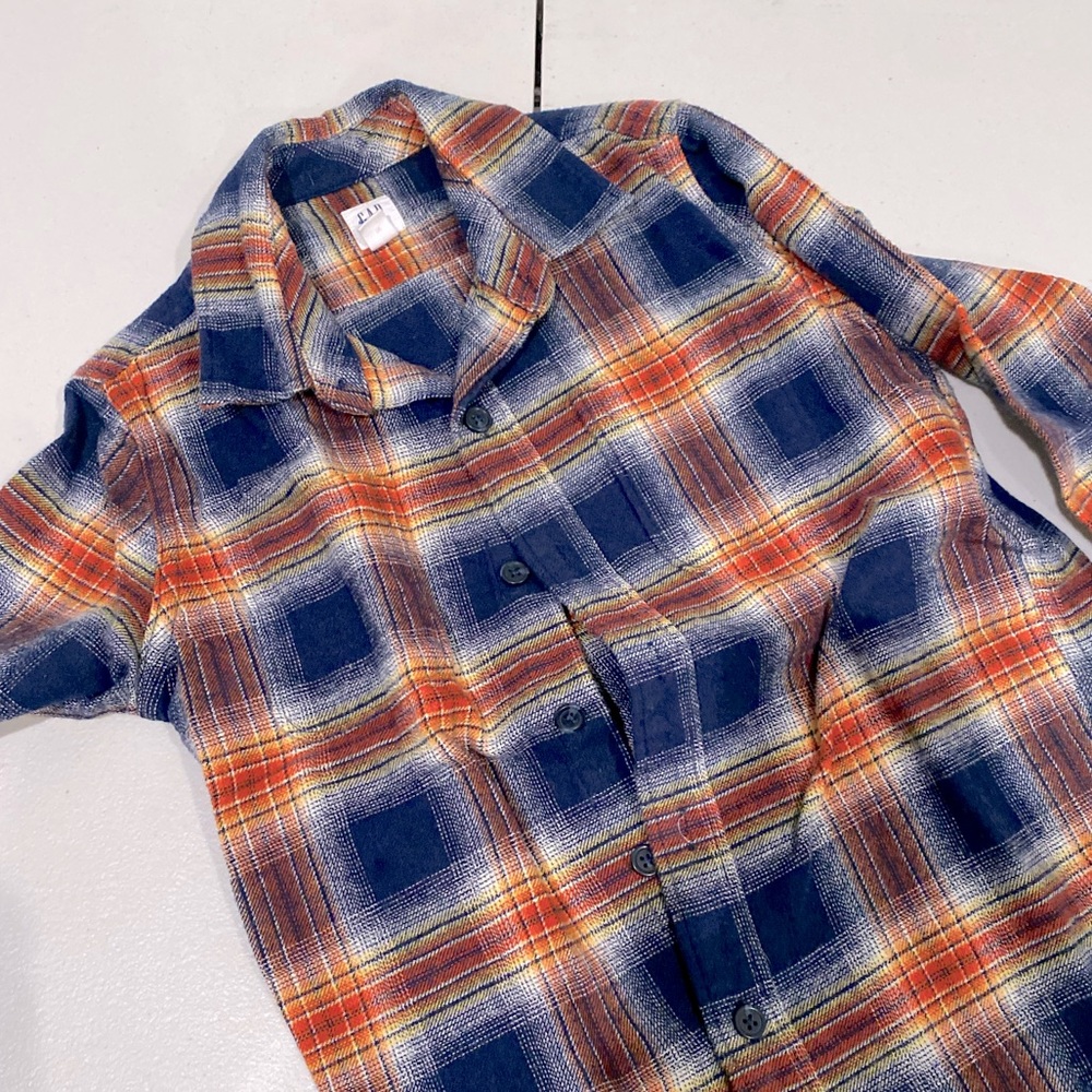 Gap long sleeve button down size 5!